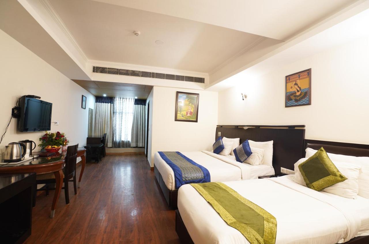 Airport Hotel Grand By Fantasia New Delhi Extérieur photo