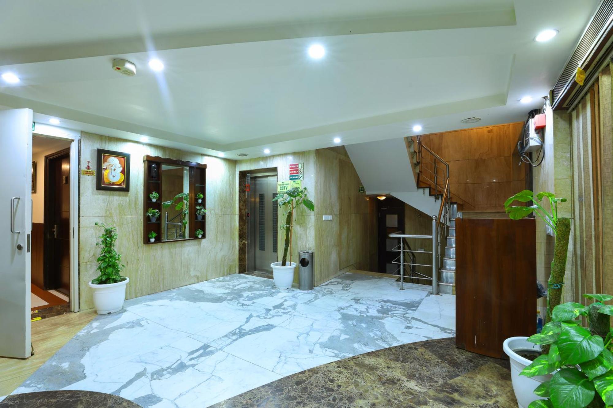 Airport Hotel Grand By Fantasia New Delhi Extérieur photo