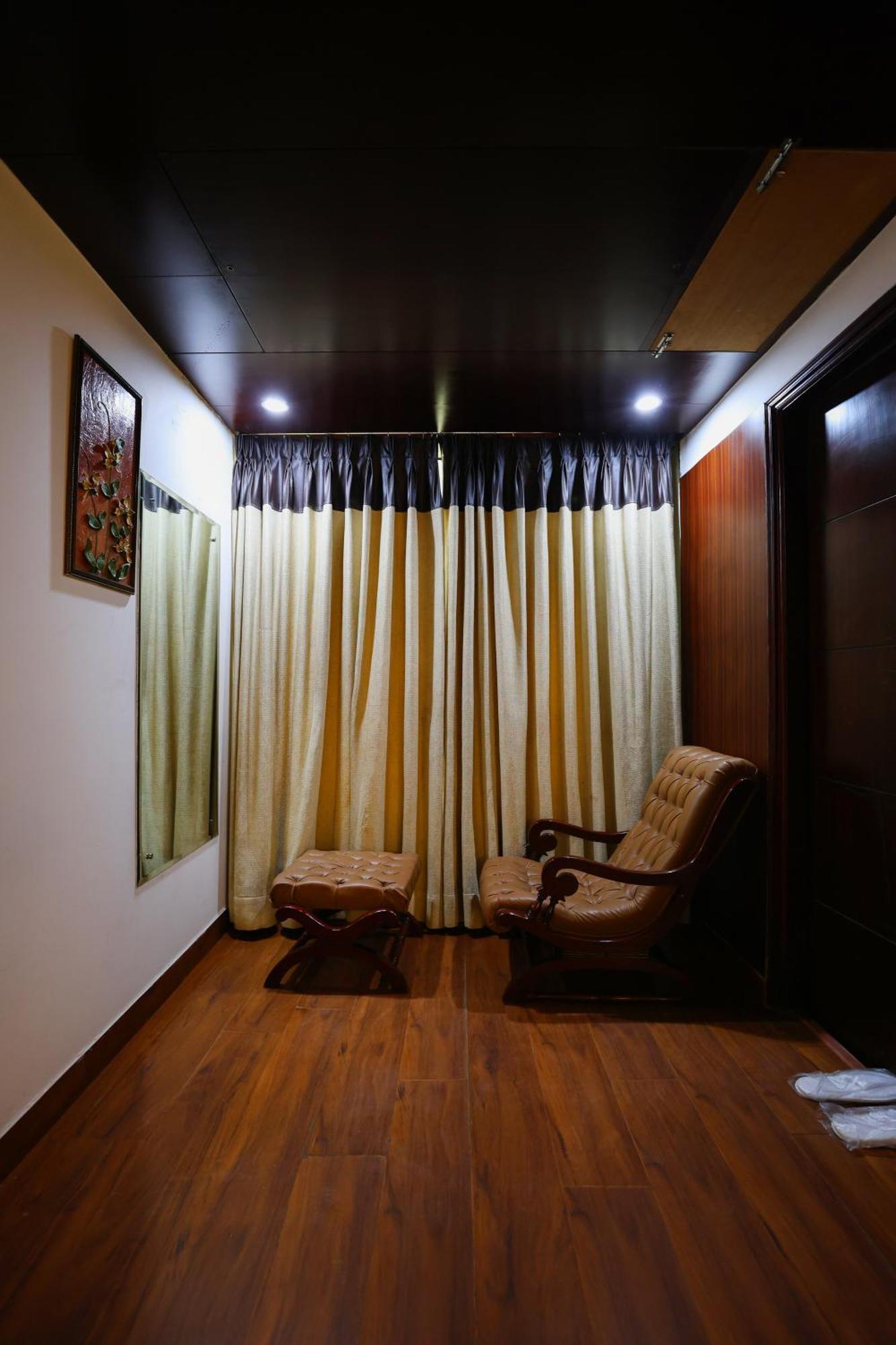 Airport Hotel Grand By Fantasia New Delhi Extérieur photo