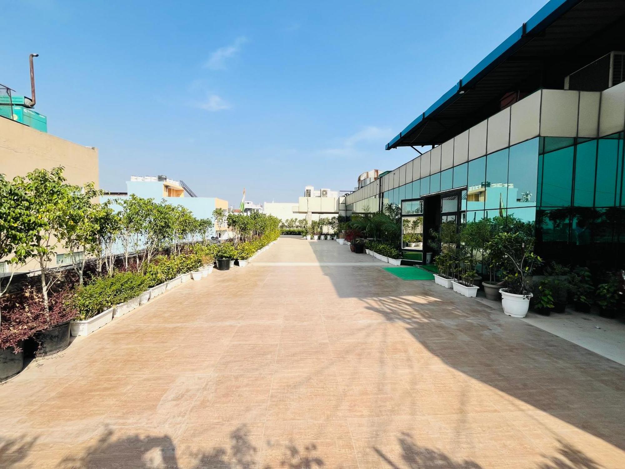 Airport Hotel Grand By Fantasia New Delhi Extérieur photo