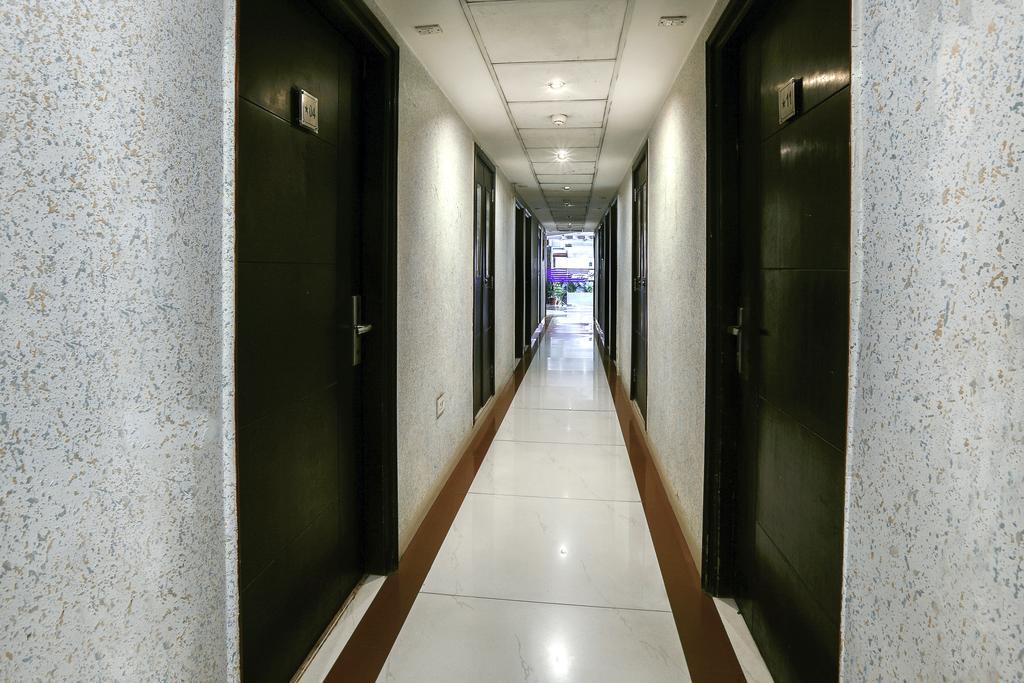 Airport Hotel Grand By Fantasia New Delhi Extérieur photo